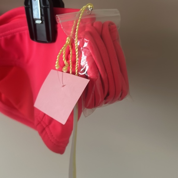 La Hearts bikini top NWT - Picture 4 of 5